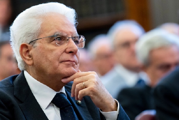 Cura L Immagine Di Un Personaggio Politico